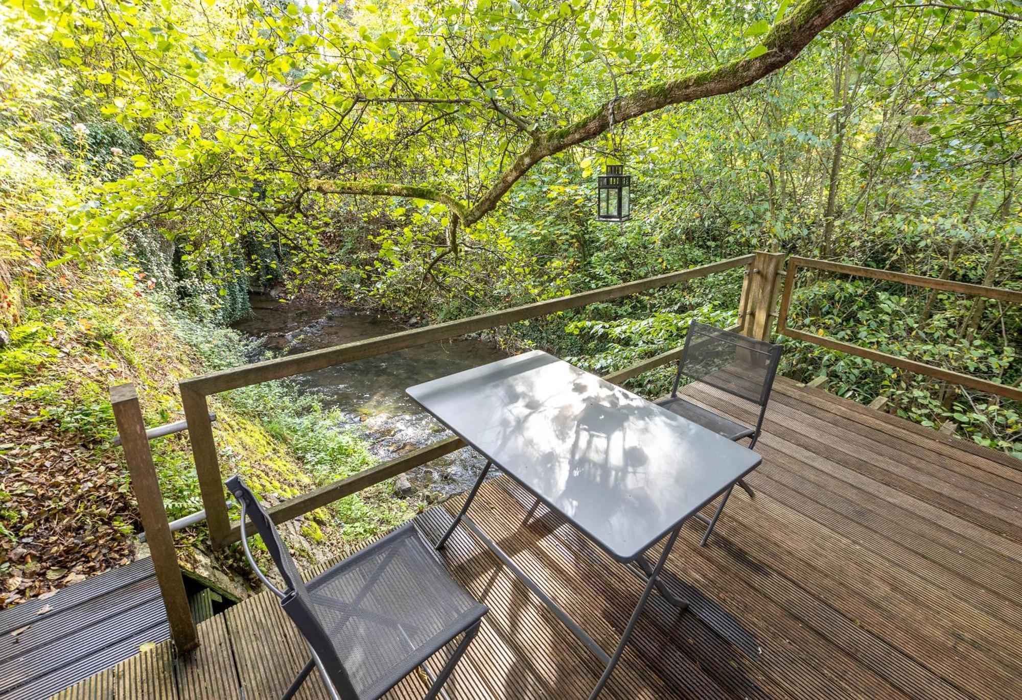 Le Lov'T - Suite Avec Jacuzzi Spontin Luaran gambar