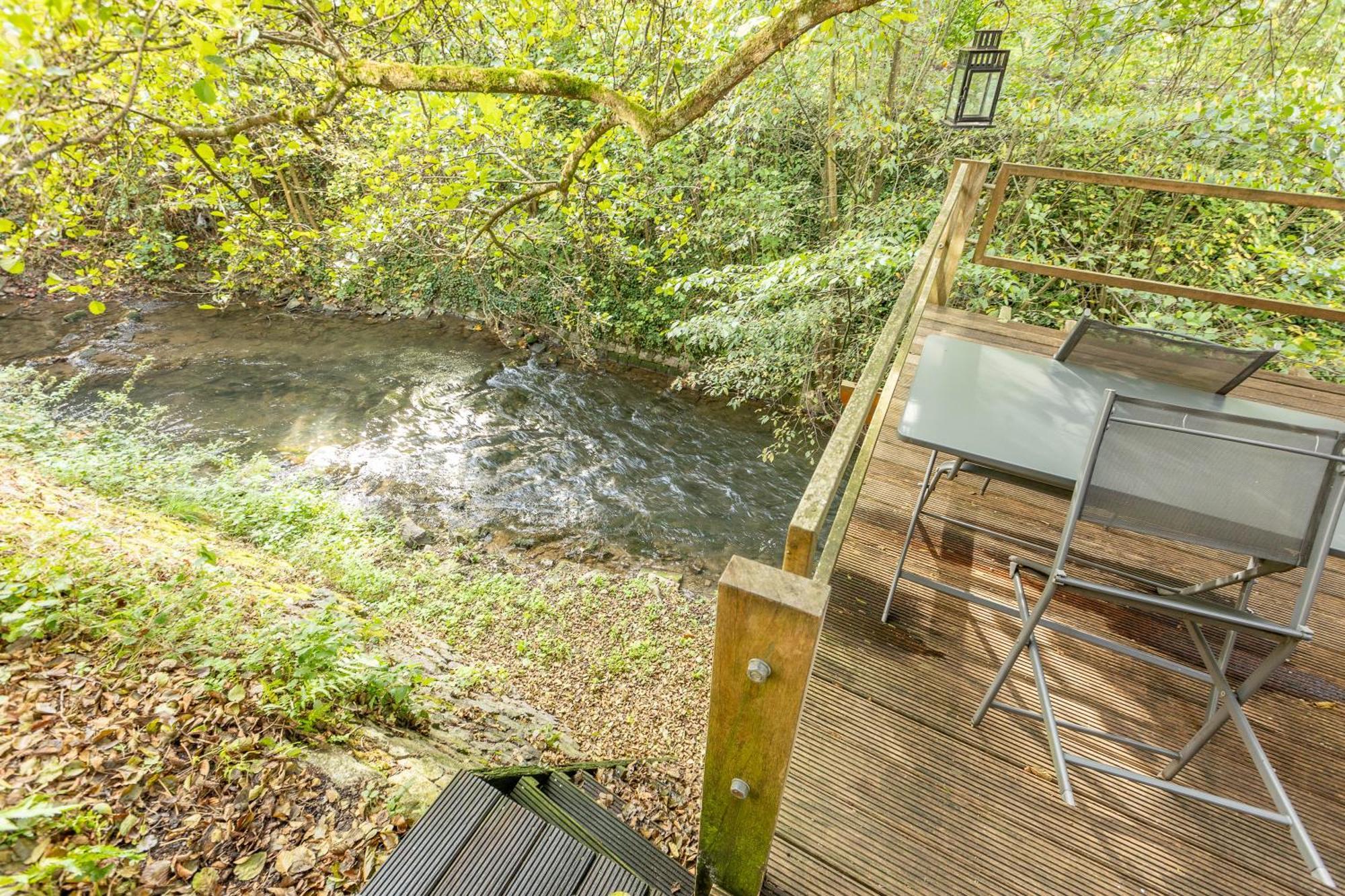 Le Lov'T - Suite Avec Jacuzzi Spontin Luaran gambar